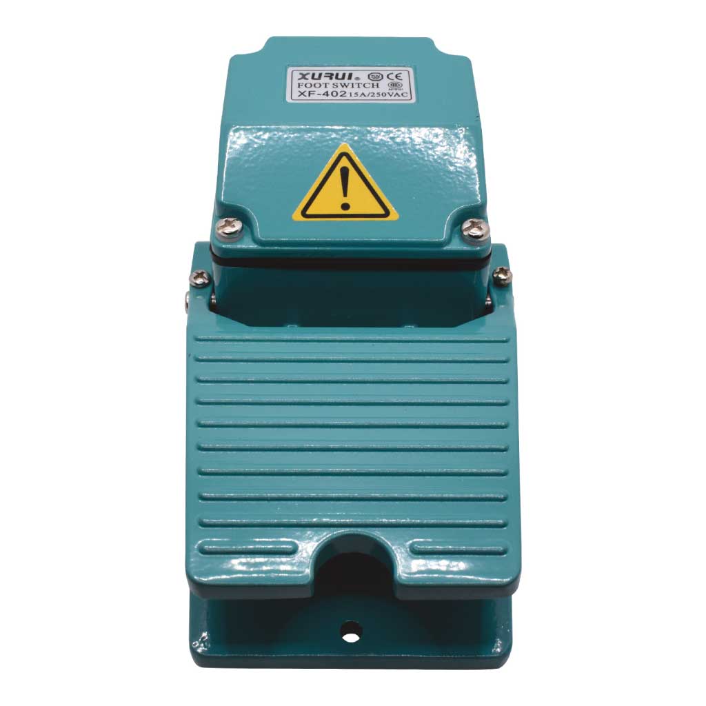 XF-402 — INTERRUPTOR DE PEDAL 10A 220VCA GRANDECUERPO DE METAL NA