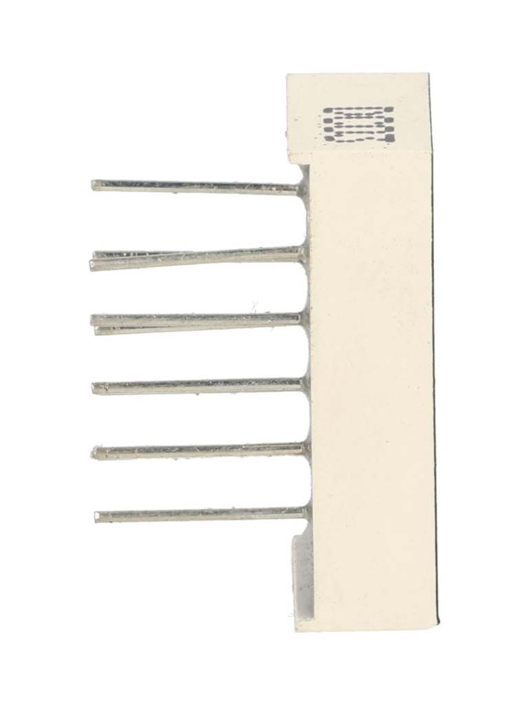 DC03 — DISPLAY DE 7 SEGMENTOS CATODO COMUN 7.5MM