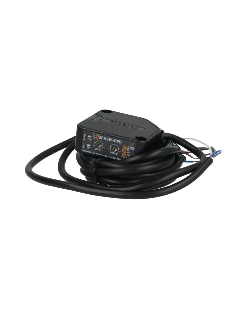 BEN3M-PFR — FOTOCELDA, RELAY, 3METROS RETROREF.POL.24-240VCA/VCD
