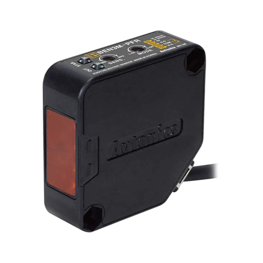 BEN3M-PFR — FOTOCELDA, RELAY, 3METROS RETROREF.POL.24-240VCA/VCD