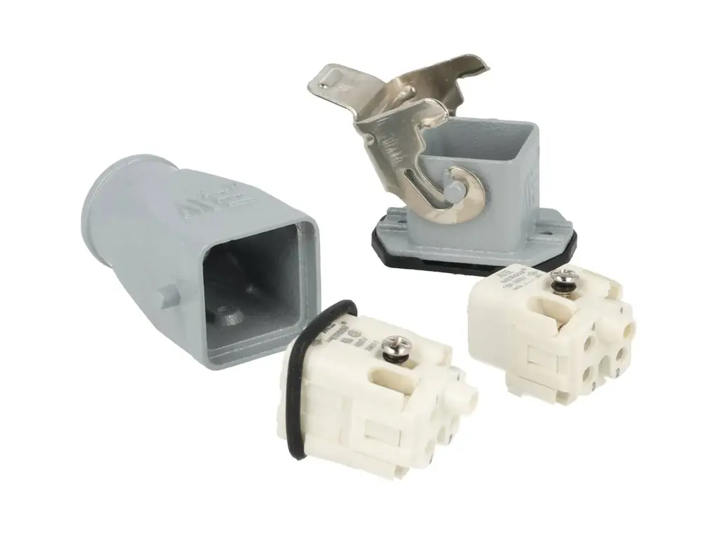 CISET4PM — SET CONECTOR INDEPENDIENTE MACHO HEMBRA 4 POLOS+TIERRA M20, RECTO, 10AMP. 240VCA