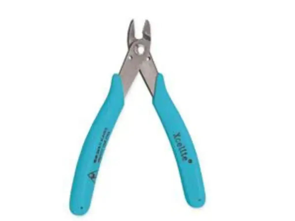 1178M – PINZA DE CORTE USO RUDO 5 5/8