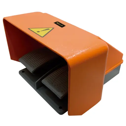 [TP-XF-222C] TP-XF-222C — INTERRUPTOR DE PEDAL DOBLE CON PROTECCIÓN CERRADA 10A 220VCA CUERPO DE METAL